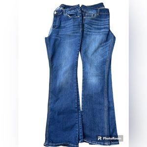 Maurice’s bundle (2) Blue Jeans size 7/8 Regular, one Curvy